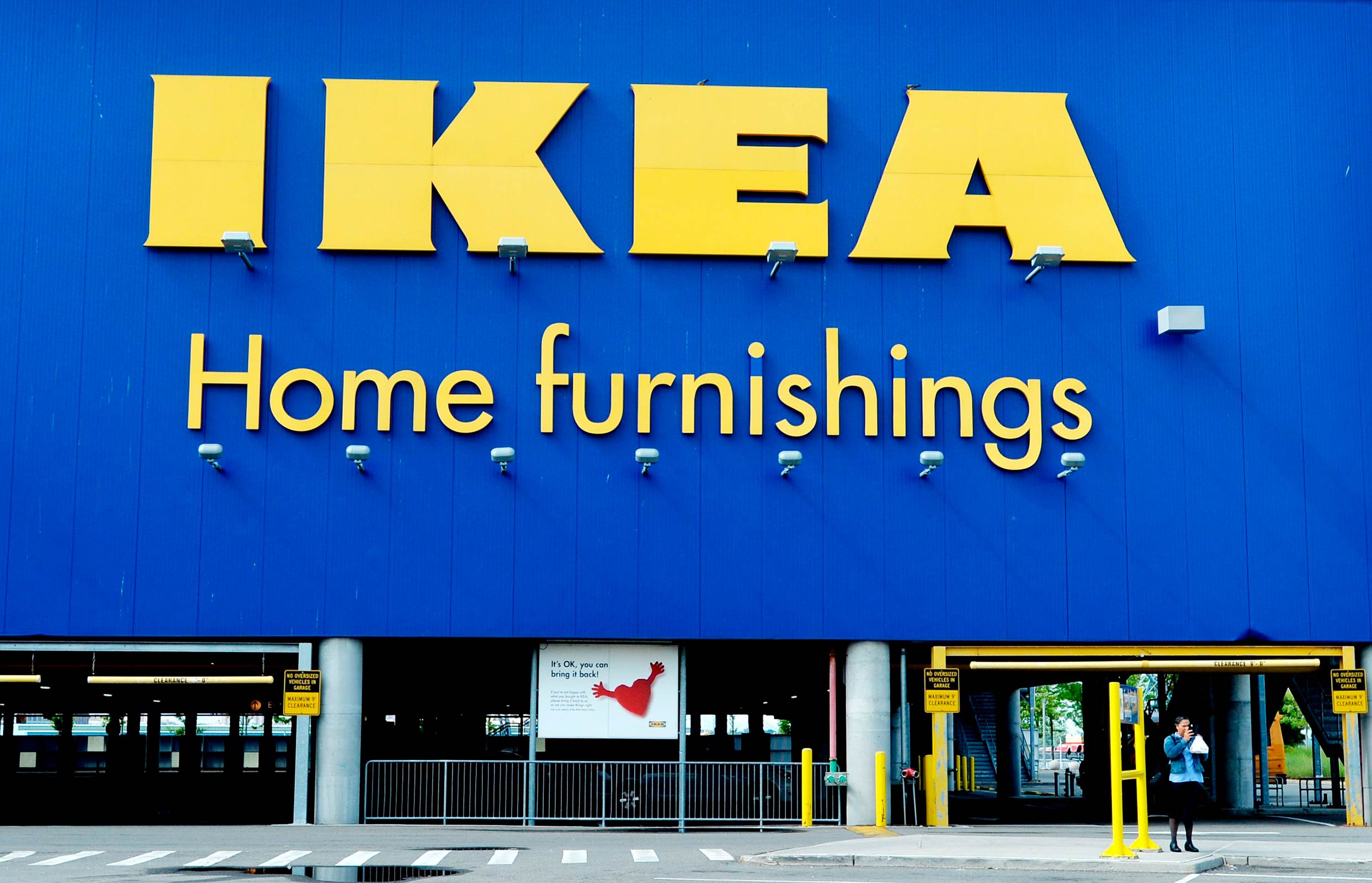 Рабочие на Склад IKEA